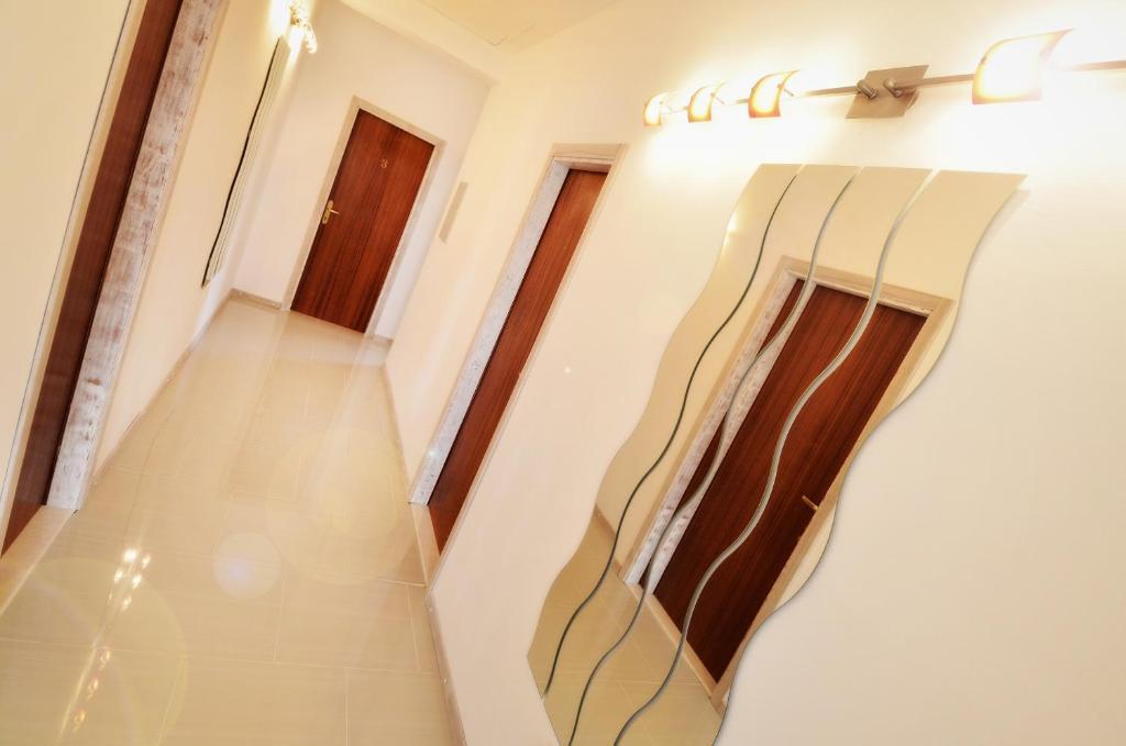 Rooms & Apartments Marinero Betina  Exterior photo